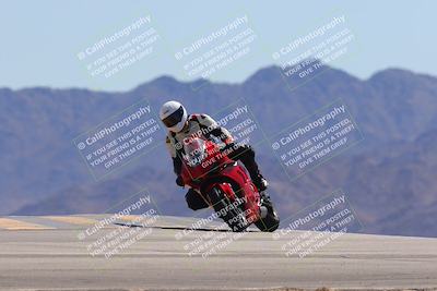 media/Mar-24-2025-Moto Forza (Mon) [[57ce5c5cff]]/3-Beginner Group/Session 4 (Turn 9)/